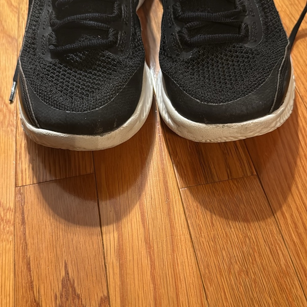 Steph curry basketball shoes - Picture 6 of 6